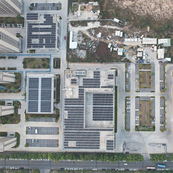 Aggiornamento sul progetto | Progetto di installazione di un impianto solare fotovoltaico da 1,64 MW su tetto a Xiamen, Cina